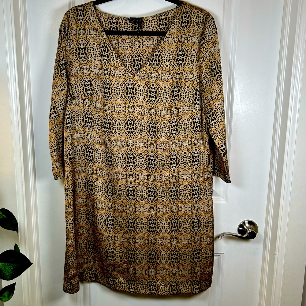 MNG By‎ Mango Dress V-Neck Animal Print 3/4 sleeve Oversized Size 10